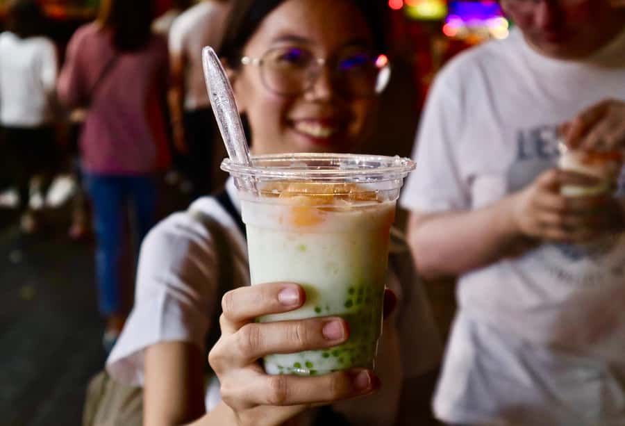 Bangkok: Chinatown Street Food Tour with 8+ Local Dishes - What You’ll Eat: 8+ Tastings Across 6 Venues