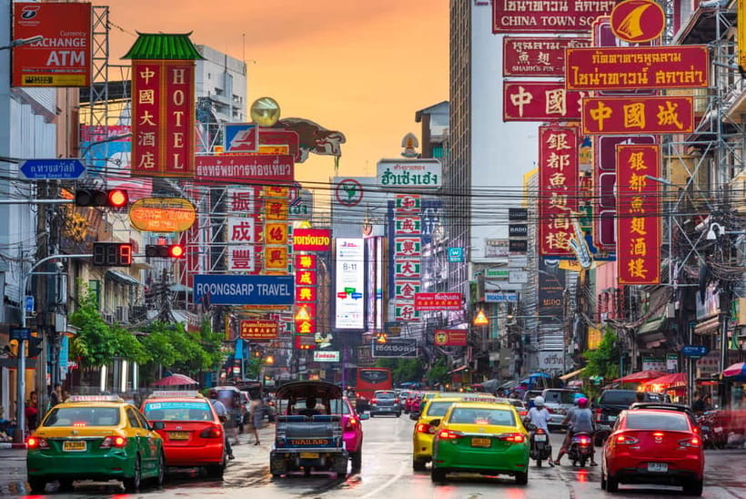 Bangkok: Chinatown & Taladnoi Street Art Guided Walking Tour - Morning market energy, with context not chaos