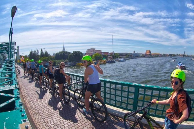 Bangkok City Bike Tour - Hotel-pickup & Lunch - Stop 3: Chinatown by local ferry—why the river crossing matters