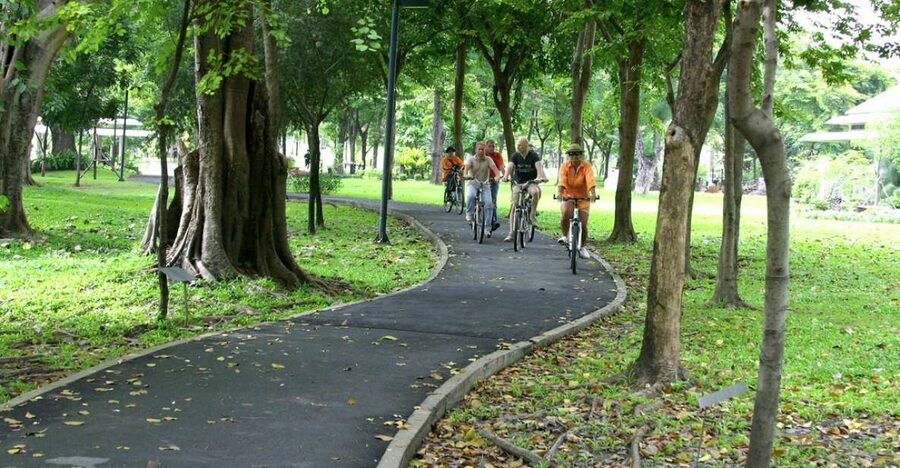 Bangkok: City Culture half-day Bike Tour - Meet at 884/20 Rama III Road and Get Your Bike Game Plan