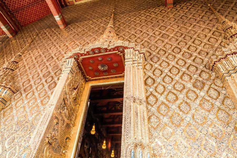 Bangkok: City Highlights Temple and Market Walking Tour - Value: does $42 get you enough?
