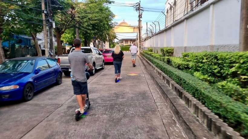 Bangkok Classic Discovery - Klong ride, exotic fruit market, and Muay Thai culture