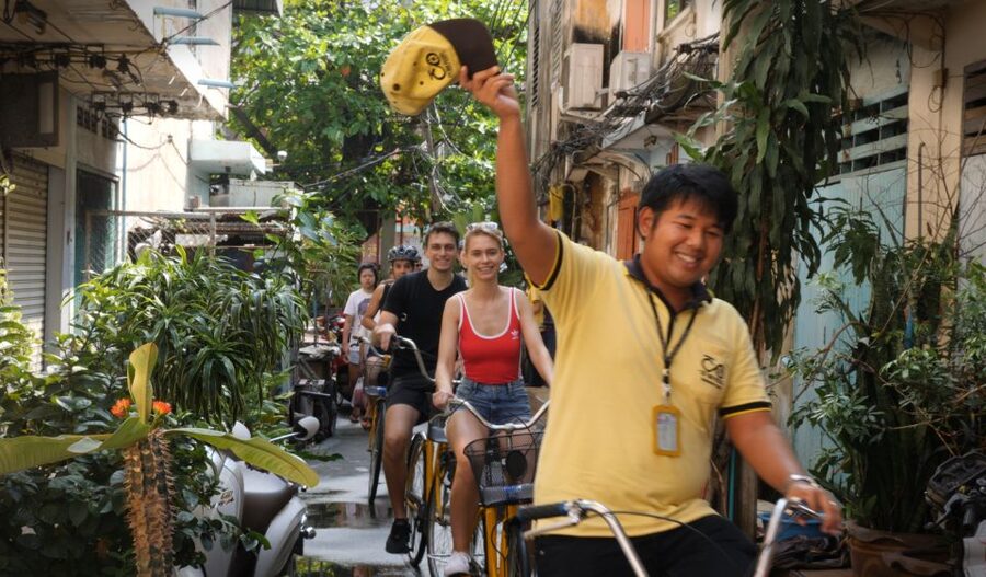 Bangkok Classical Bicycle Tour - Crossing the Chao Phraya by Ferry: A Skyline Break From the Streets