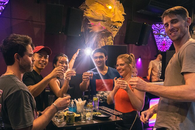Bangkok Club Crawl: Explore, Connect and Party Worldwide - Group size and the social effect: what makes it different from DIY