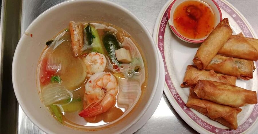 Bangkok: Cook authentic Thai food with Smart Cook - Getting started: herbs, spices, and choosing your dishes