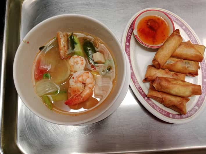 Bangkok: Cook authentic Thai food with Smart Cook - Curry paste class: green curry, Pha Naeng, or Kao Soi paste
