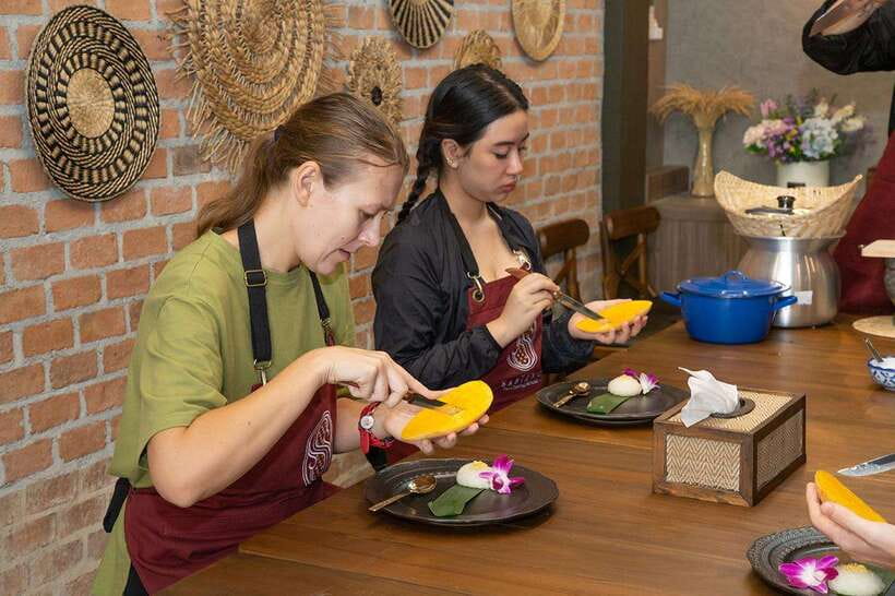 Bangkok: Cooking Class with Market Visit & Tuk Tuk Ride - Key highlights you should care about