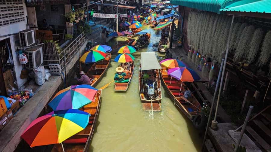 Bangkok: Damnoen Floating Market & Train Market Private Tour - What to bring (so you’re comfortable when the sun hits)