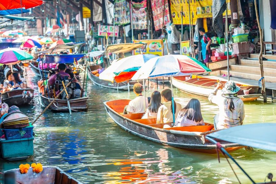 Bangkok: Damnoen Saduak, Train Market & Mahanakhon Day Trip - Getting There: Meeting Point Near BTS Asoke (and Why It Matters)