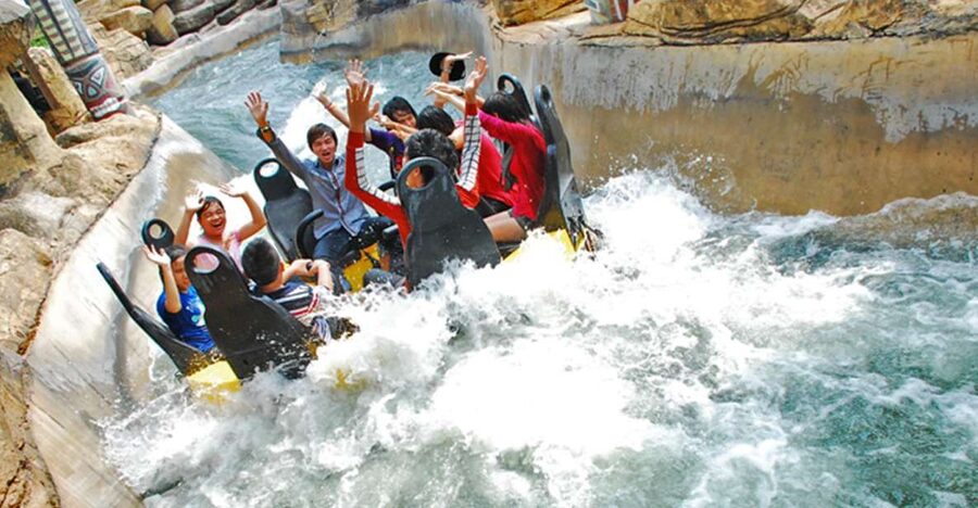 Bangkok: Dream World Entrance Ticket - Before You Go: Park Hours, Voucher Entry, and Fast Check-In