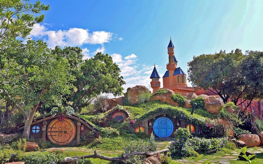 Bangkok: Dream World Entrance Ticket - Dream World Plaza: Parade Moments, Go-Karts, Bumper Cars, and More