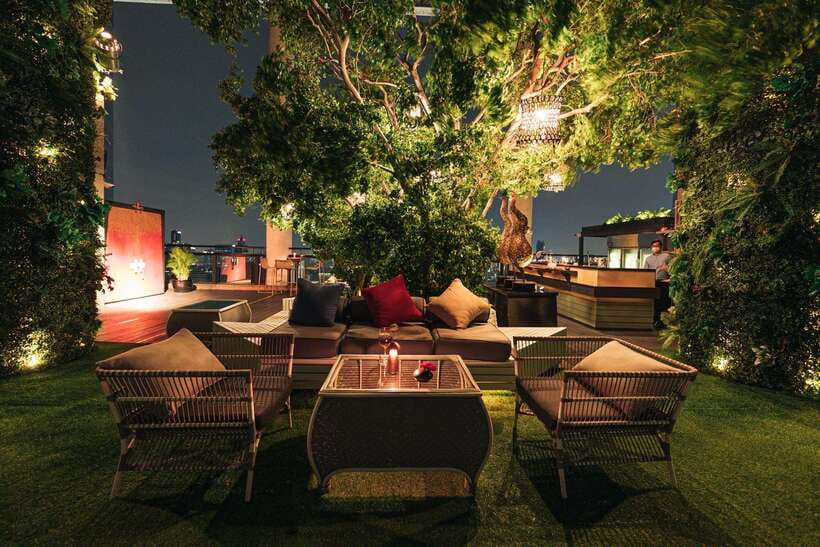 Bangkok: Enjoy Fine Thai Food with Panoramic Rooftop Views - Thai flavors with an international restaurant feel