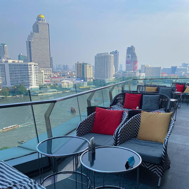 Bangkok: Fallabella River Front Iconsiam - Drinks, wine, cocktails, and the one rule you should respect