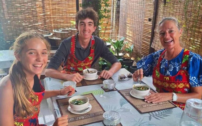 Bangkok: Favourite Thai Flavors Cooking Class by Smart Cook - What You Cook in 150 Minutes