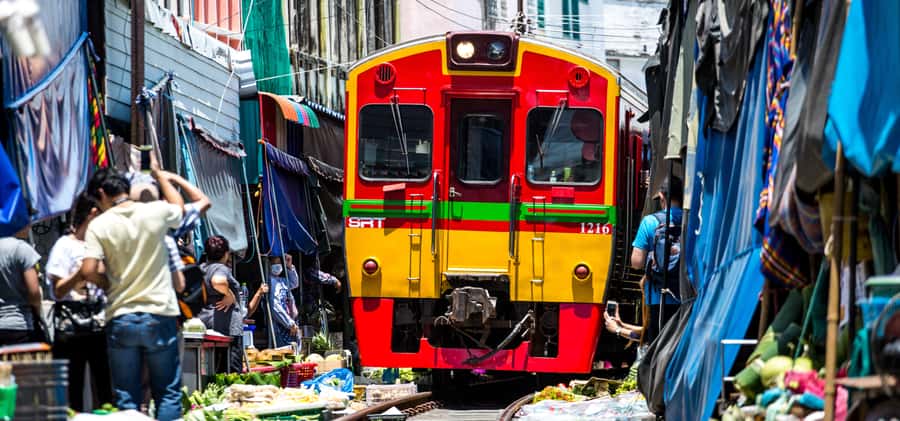 Bangkok: Floating & Maeklong Markets Tour by Private Charter - Pickup Points in Bangkok and at the Airports