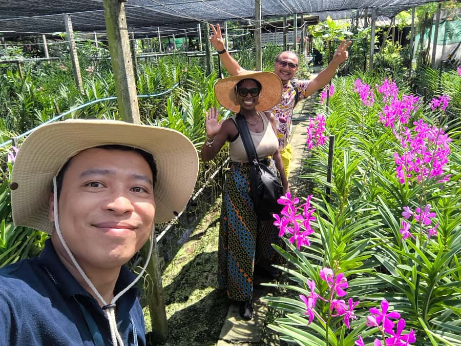 Bangkok Floating Market & Boat Ride to an Orchid Farm - Guide Quality: What You Can Expect and How to Set Yourself Up