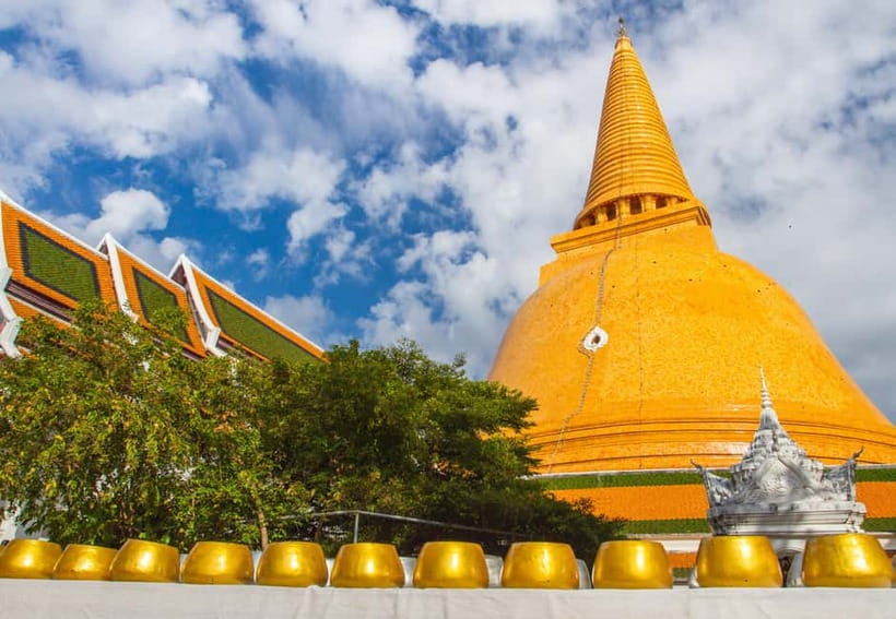 Bangkok: Floating Market, Phra Pathom Pagoda & Cafes Tour - Key highlights worth knowing before you go