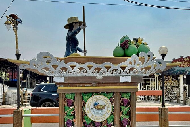 Bangkok: Floating Market & Train Market with Train/Boat ride - Price and value: what your money actually buys