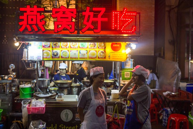 Bangkok Food Tour with a Local: China Town Feast for Foodies 100% Personalized - Why Yaowarat feels different when you have a Local Host