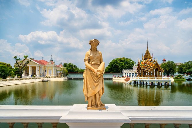 Bangkok Full Day Ayutthaya landmark Guided Tour - Wat Mahathat: the Buddha head in tree roots (and what to notice first)