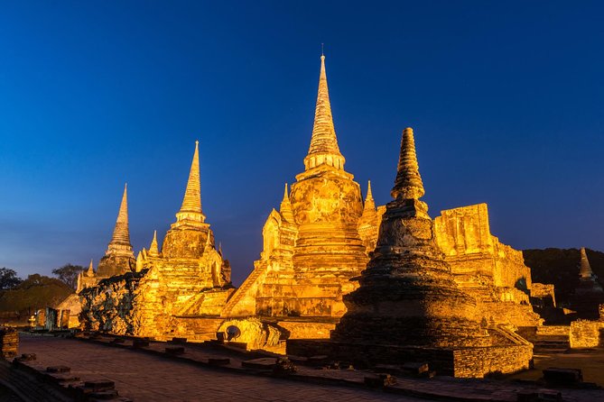 Bangkok Full Day Ayutthaya landmark Guided Tour - Bang Pa-In Palace: Summer Palace grounds with two zones