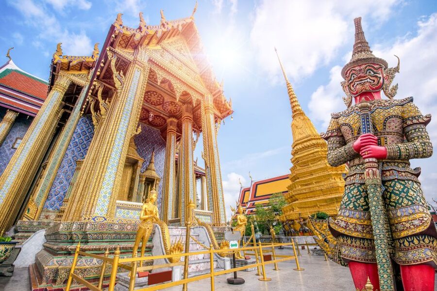 Bangkok: Full-Day Customized Tour with Local Transportation - Markets, Flower Stops, Khao San, and Weekend Trading
