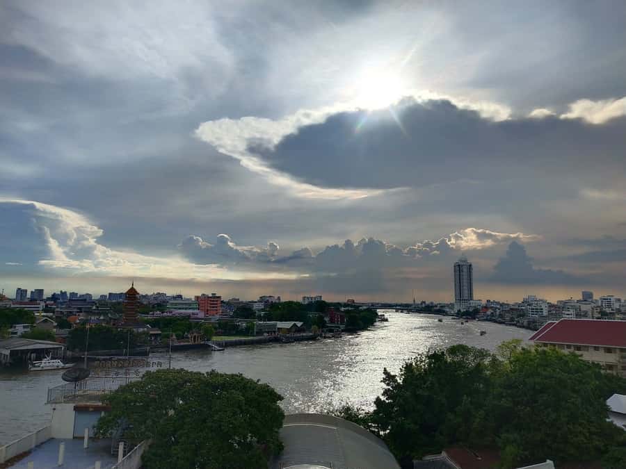 Bangkok: Full-Day Hop-On Hop-Off Walking Tour Mini Group - Why This Bangkok Day Feels Like a Neighborhood Passport