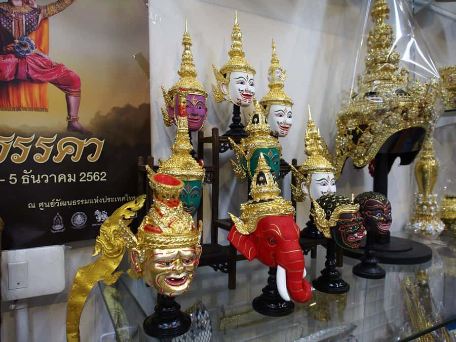 Bangkok: Full-Day Hop-On Hop-Off Walking Tour Mini Group - Guan Yin Shrine and Talad Noi River View Moments
