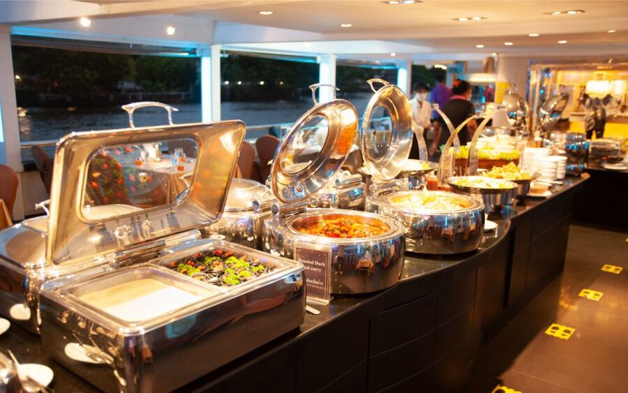 Bangkok: Grand Chao Phraya Dinner Cruise with Live Show - Bangkok by night, from the Chao Phraya’s moving front row