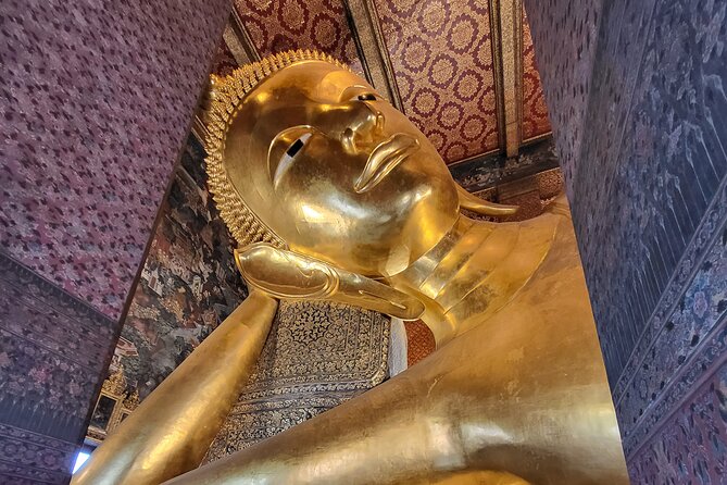 Bangkok Grand Palace and Temples Private Tour - Wat Arun at the Chao Phraya: Temple of Dawn and porcelain spires