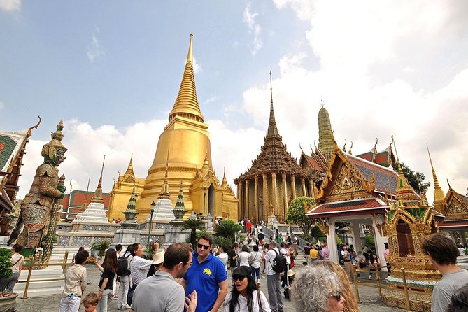 Bangkok Grand Palace Tour with Convenient Hotel Transfer - Group size, meeting points, and the real risk: minimum numbers