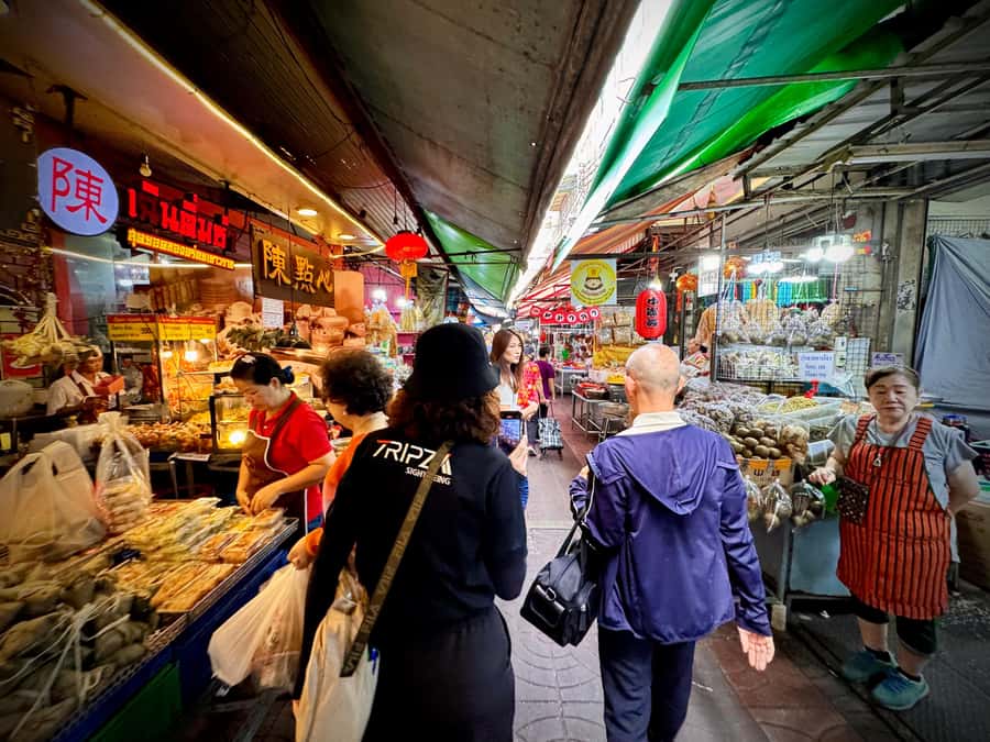 Bangkok: Grand Palace, Wat Pho and Chinatown Walking Tour - FAQ