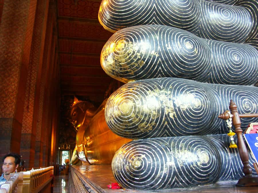 Bangkok: Grand Palace, Wat Pho and Chinatown Walking Tour - Should You Book This Bangkok Grand Palace, Wat Pho, and Chinatown Tour?