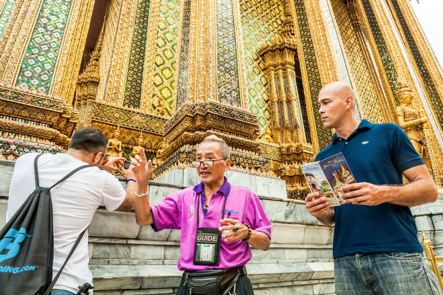 Bangkok: Grand Palace, Wat Pho, and Wat Arun Private Tour - Key moments worth booking for