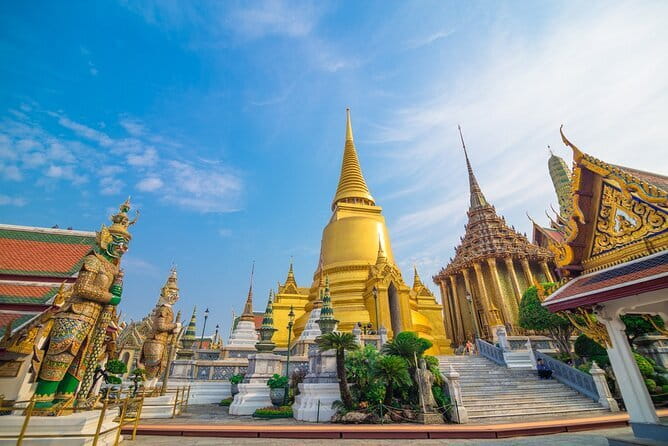 Bangkok: Grand Palace & Wat Pho Half-Day Japanese Tour - Key highlights worth your time