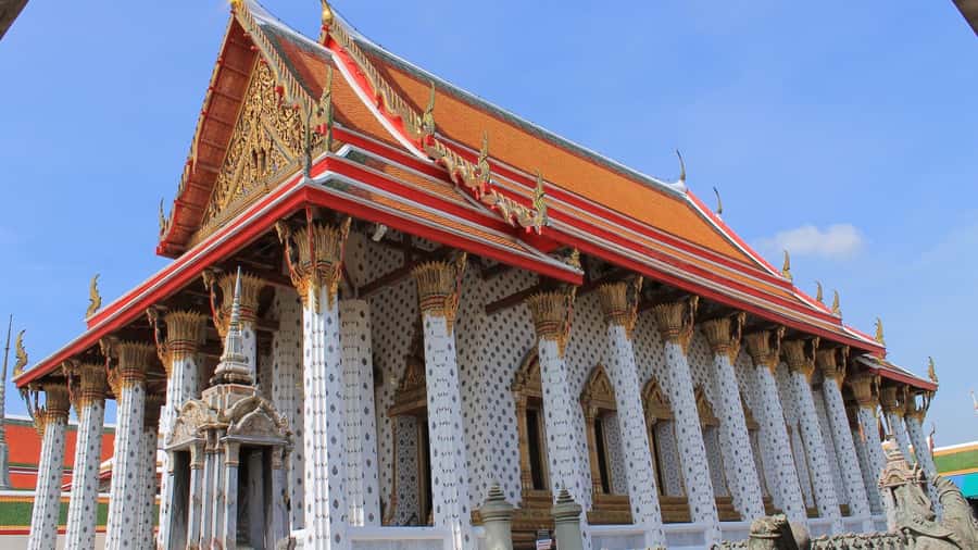 Bangkok: Grand Palace & Wat Pho Half-Day Private Tour - Quick hits before you go