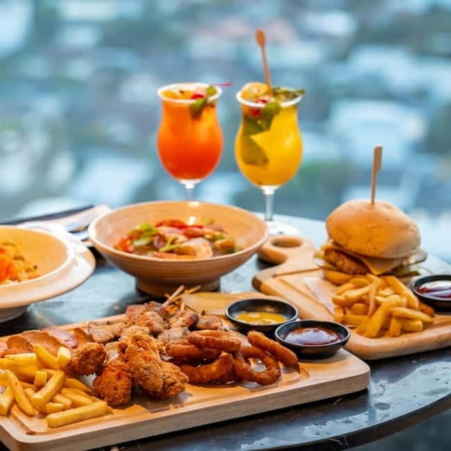 Bangkok: Gravity 87 Rooftop Lounge At Ramada Bangkok - The food and drink package for 90 minutes (what it really means)
