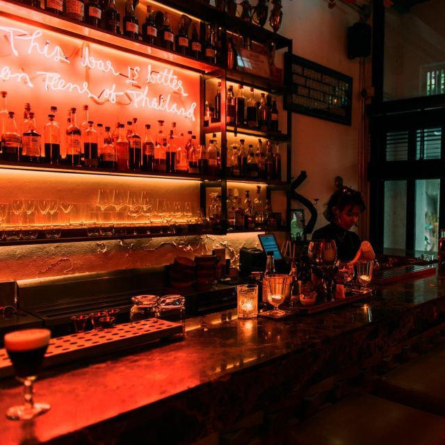 Bangkok: Guided Bar Hopping Night Tour with Private Option - Key things that make this bar hop worth your attention