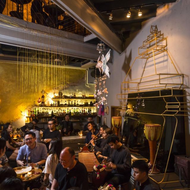Bangkok: Guided Bar Hopping Night Tour with Private Option - Budget reality: $47 is the start, drink costs are part of the math