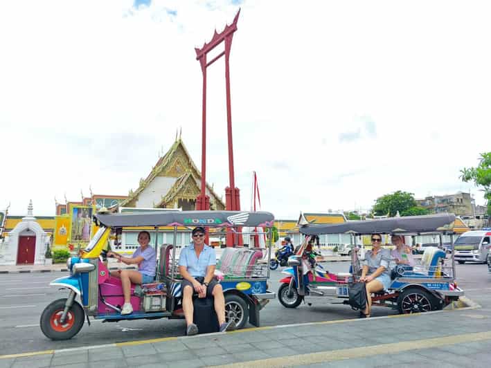 Bangkok: Guided Tour in a Typical Thai Tuk-Tuk - Key things that make this tuk-tuk tour worth $28