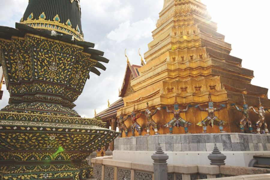 Bangkok: Half-Day Temple and Grand Palace Private Tour - Transportation and Timing: Staying Comfortable in Bangkok’s Heat