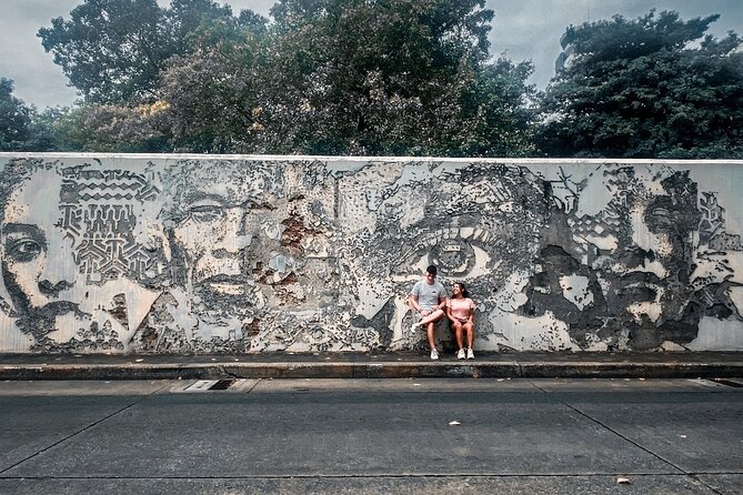 Bangkok Heritage & Street Art Private Walking Tour - Wat Suan Phlu: a quiet temple moment off the main traffic