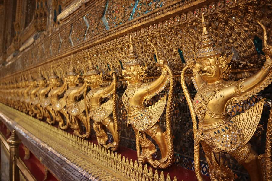 Bangkok Highlight Temple Private Tour - A private 6-hour temple flow with hotel pickup