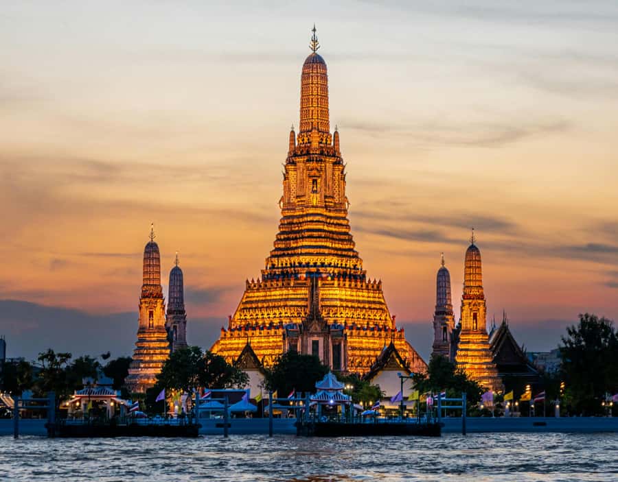 Bangkok: Highlights Tour wth Grand Palace & Must See Temples - Wat Paknam Phasi Charoen: a quieter temple finish before the night market