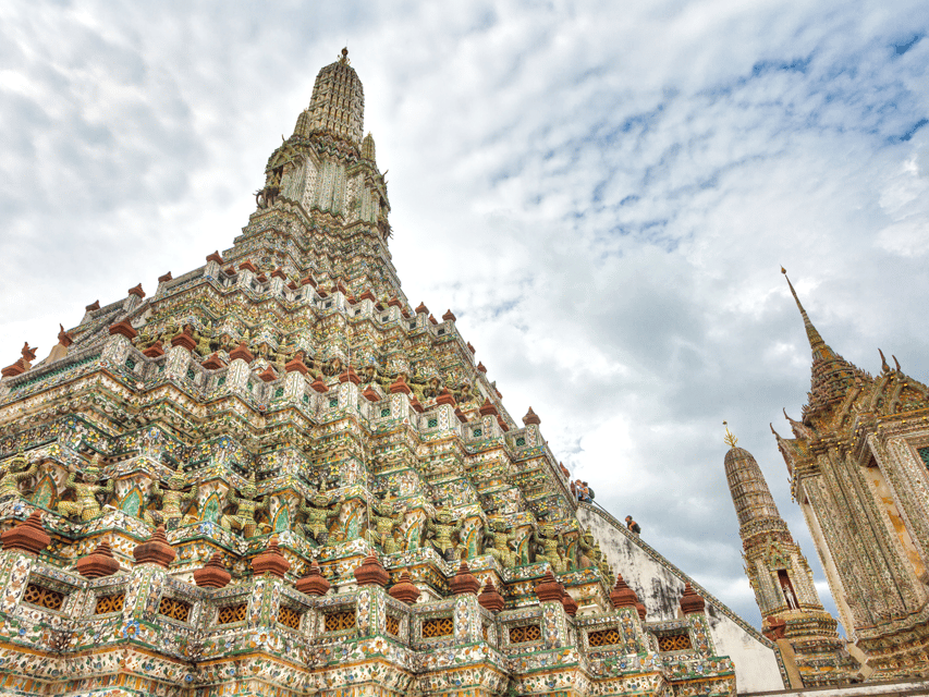 Bangkok: Highlights Tour wth Grand Palace & Must See Temples - Thonburi’s Khlong Bang Luang Artist House: the creative side of Bangkok