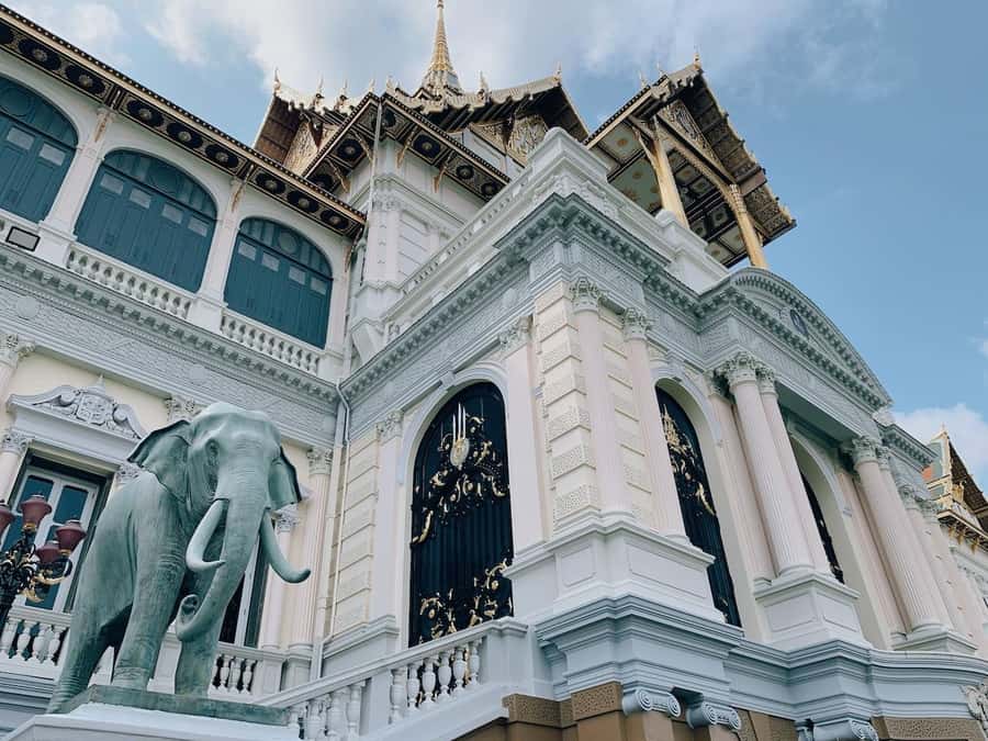 Bangkok: Iconic Temples Private Tour - Who this private tour fits best