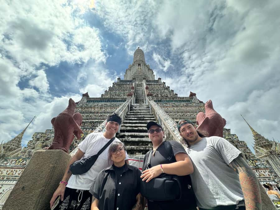 Bangkok in a Day: Must-Visit Highlights Tour with a Guide - Public transport vs private AC vehicle: which option actually fits your trip