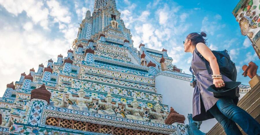Bangkok: Instagram Spots & Half-Day Temples Tour - Wat Pho: Reclining Buddha + Mosaic Stupas