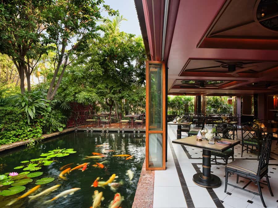 Bangkok: Jim Thompson, A Thai Restaurant F&B Packages - Service Style: Warm Hospitality and Clear Explanation in English