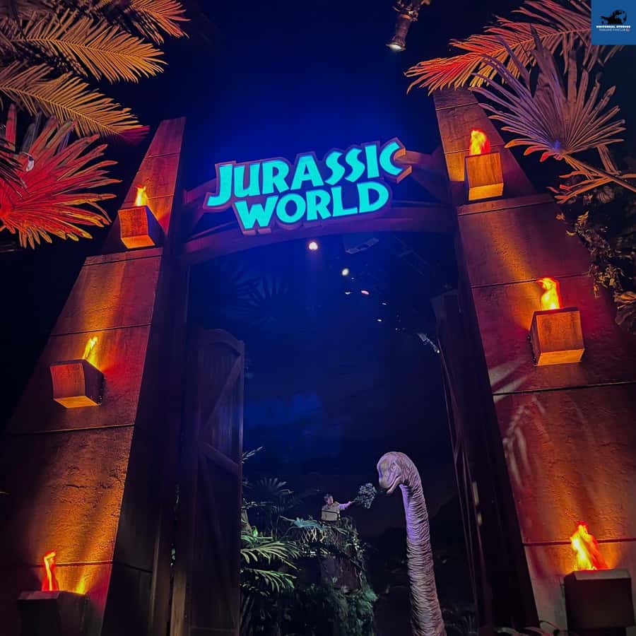 Bangkok: Jurassic World The Experience Entry Ticket - Walking the Jurassic gates and seeing the dinosaurs up close